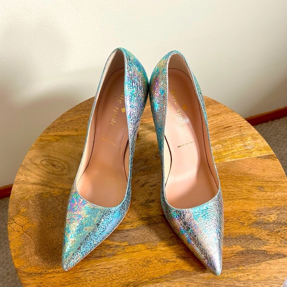 Kate Spade NWOB Larissa Blue Swirl Iridescent Crackle Genuine Leather 4”Heels 5M - Picture 8 of 15